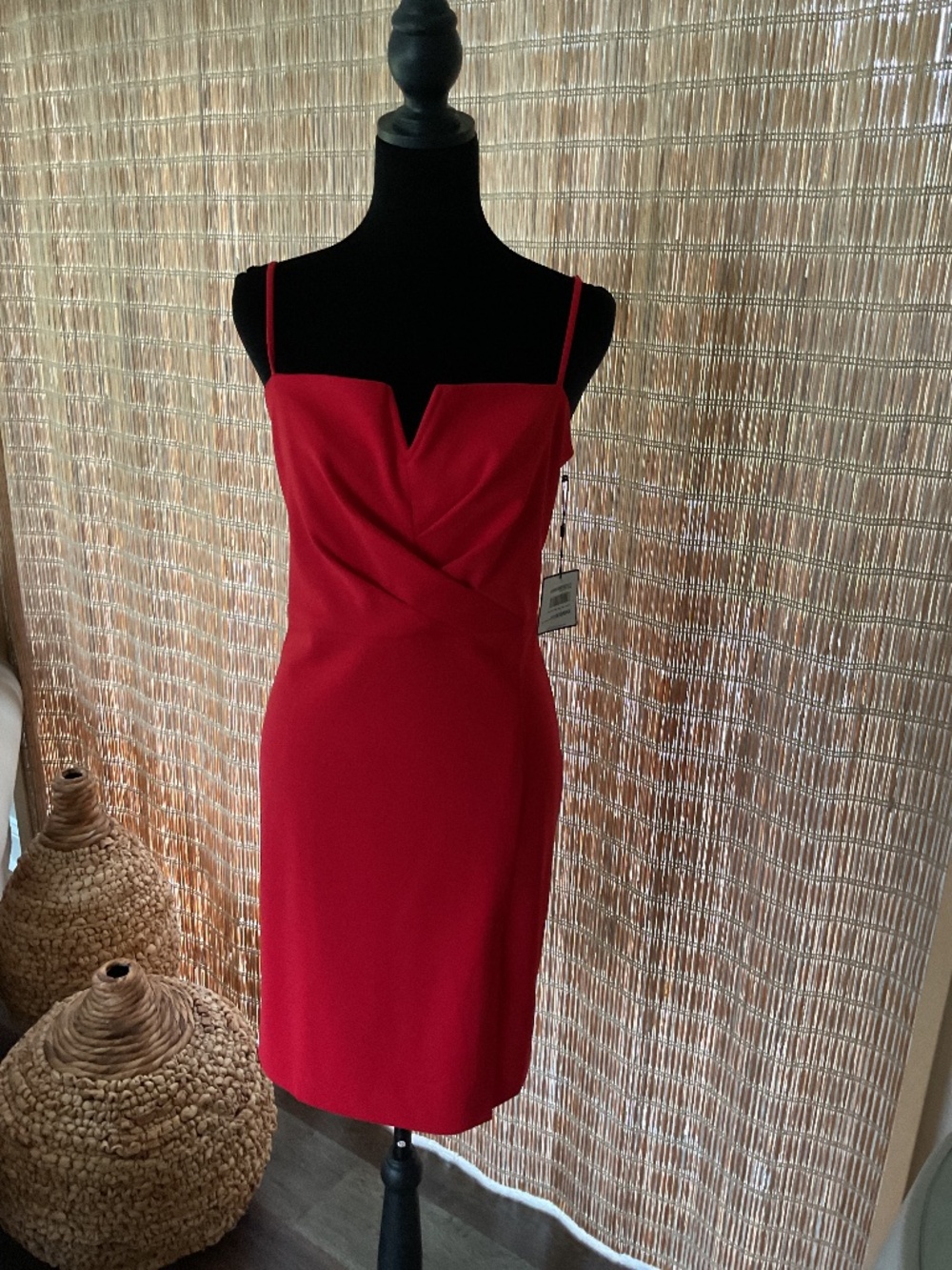 Laundry by Shelli Segal NWT Women’s red spaghetti strap dress